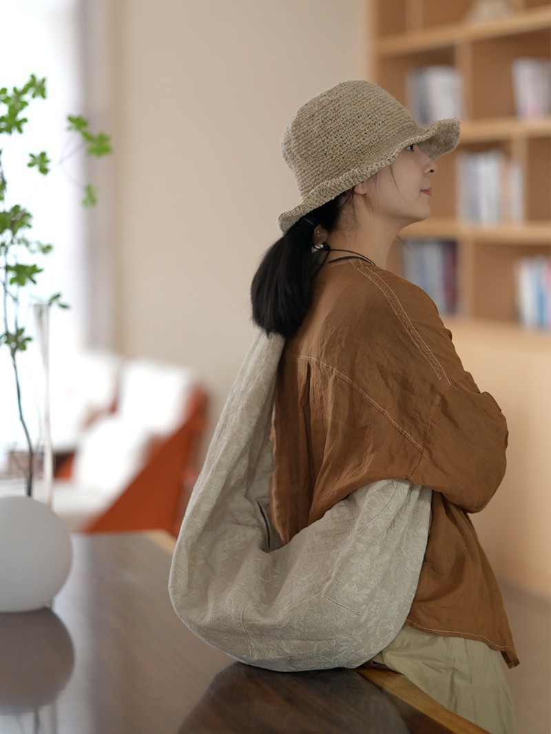 Casual Ethnic Jacquard Large Capacity Crossbody Bag Main image