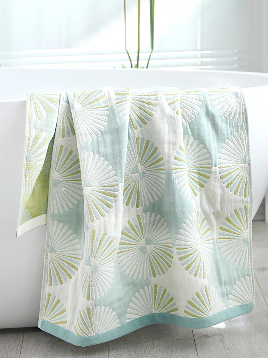 100%Cotton Flower Jacquard Adult Bath Towel Main image