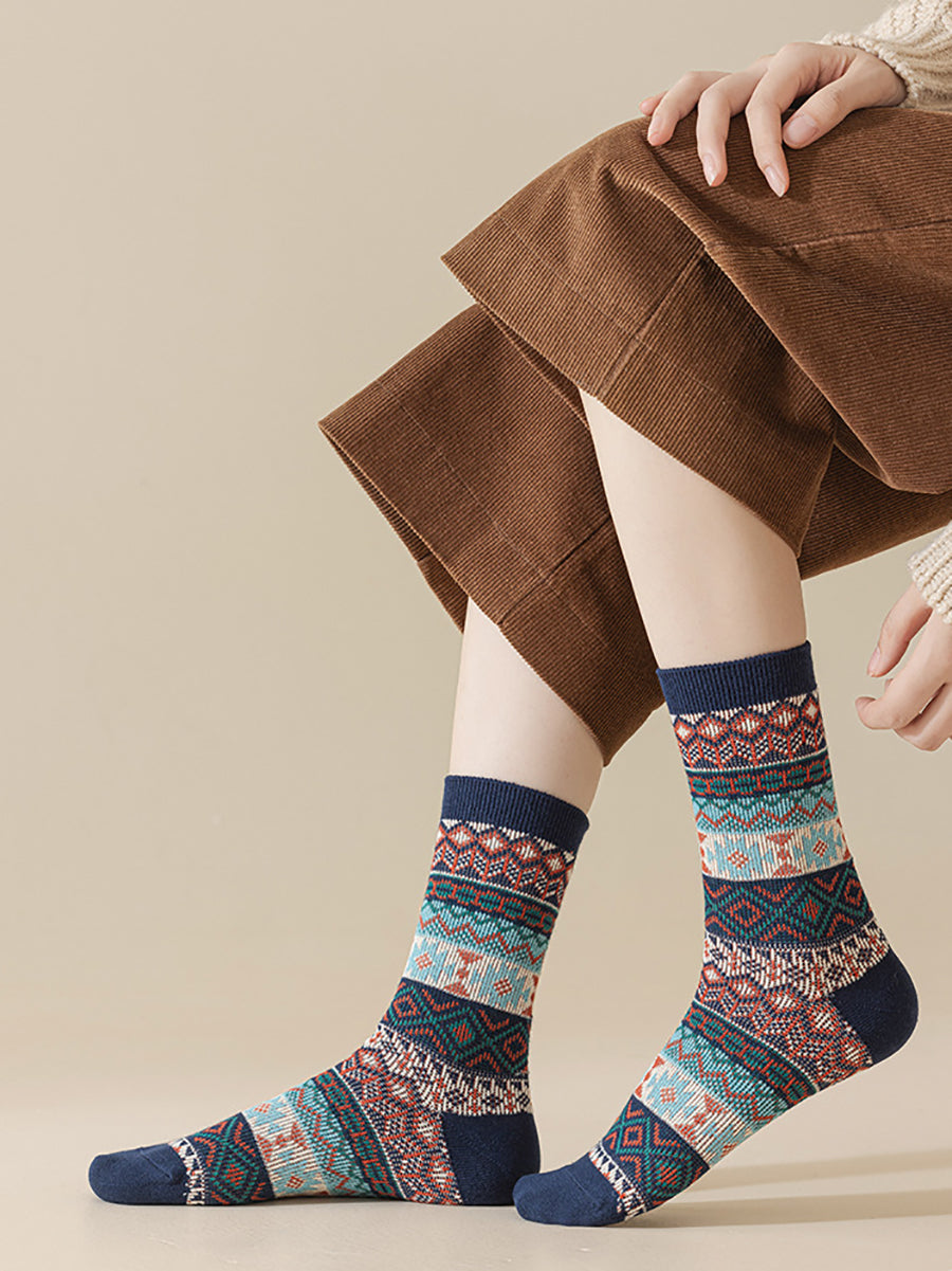 5 Pairs Winter Ethnic Flower Mid Heel Socks