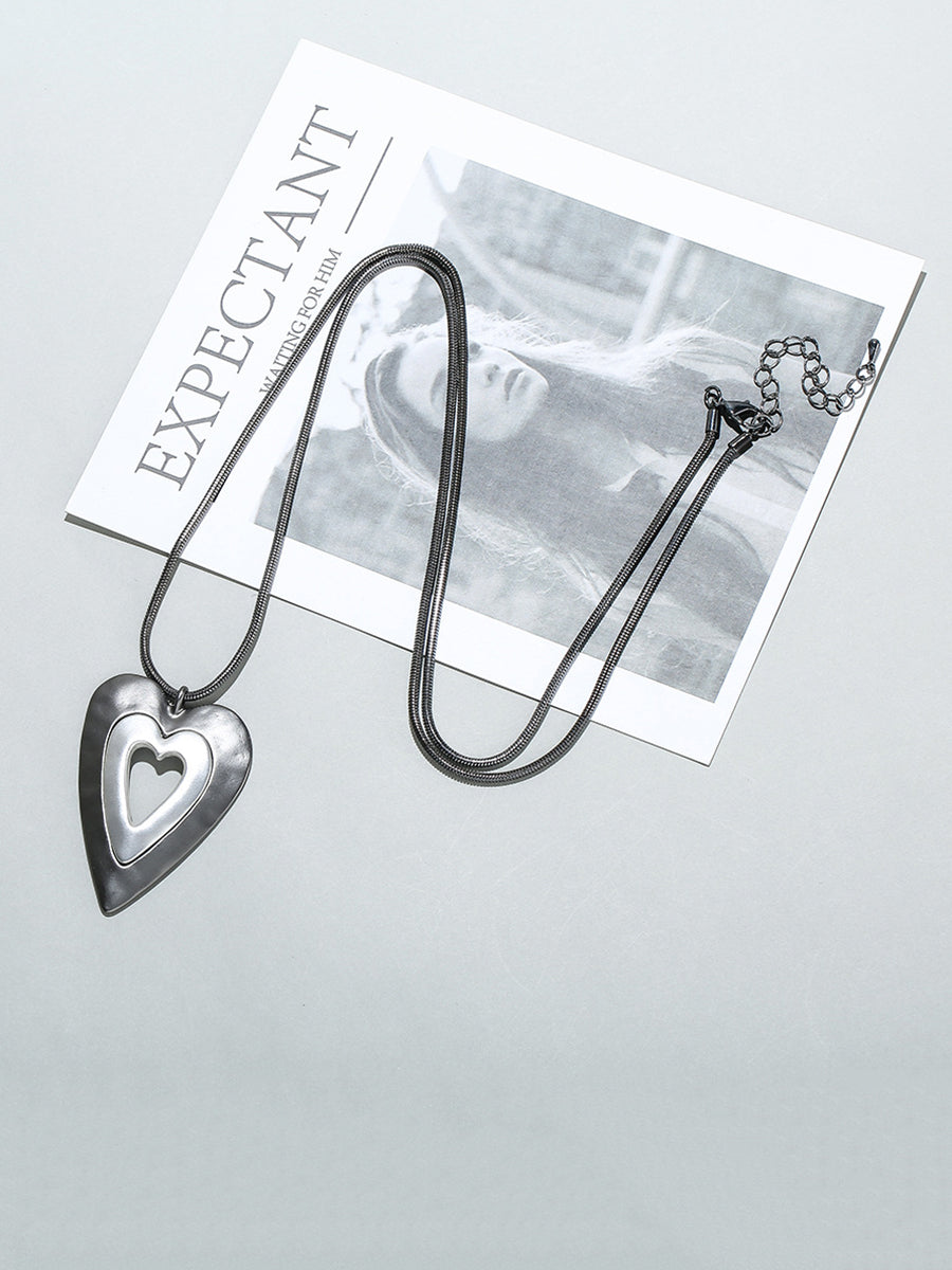 Fashion Mental Heart Long Sweater Necklace Main image
