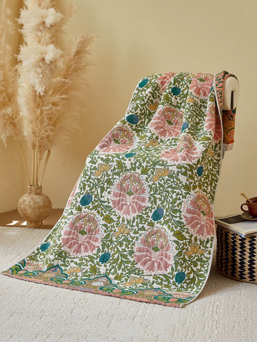 100%Cotton Flower Jacquard Adult Bath Towel Main image