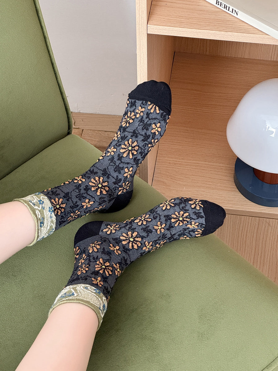 5 Pairs Women Vintage Flower Jacquard Cotton Socks