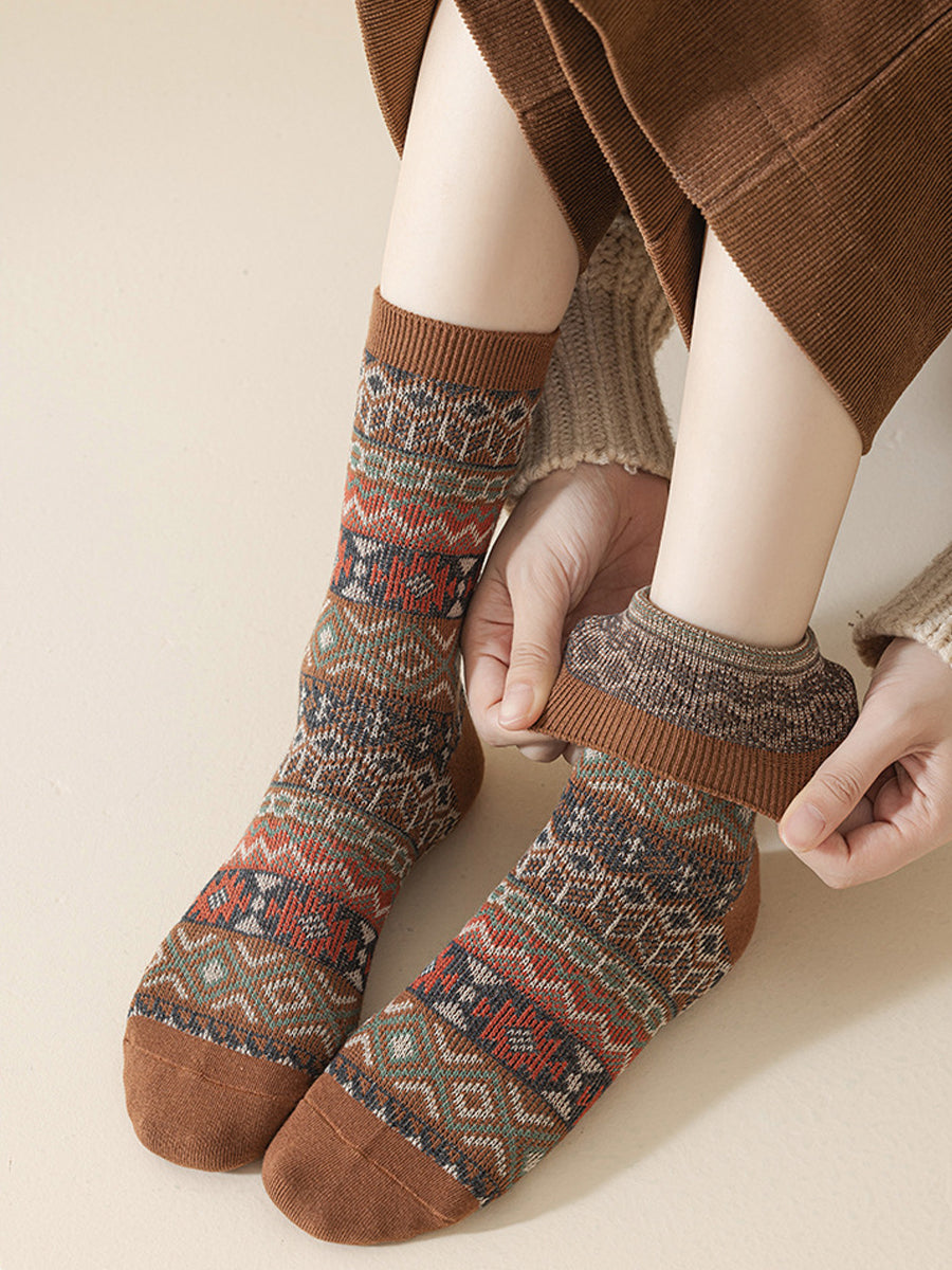 5 Pairs Winter Ethnic Flower Mid Heel Socks