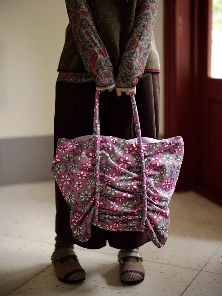 Pink Flower Print Buttefly Shape Tote Bag Secondary image