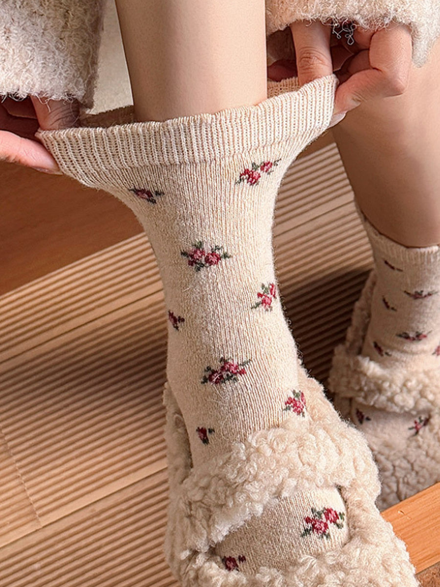 6 Pairs Women Winter Floral Jacquard Socks