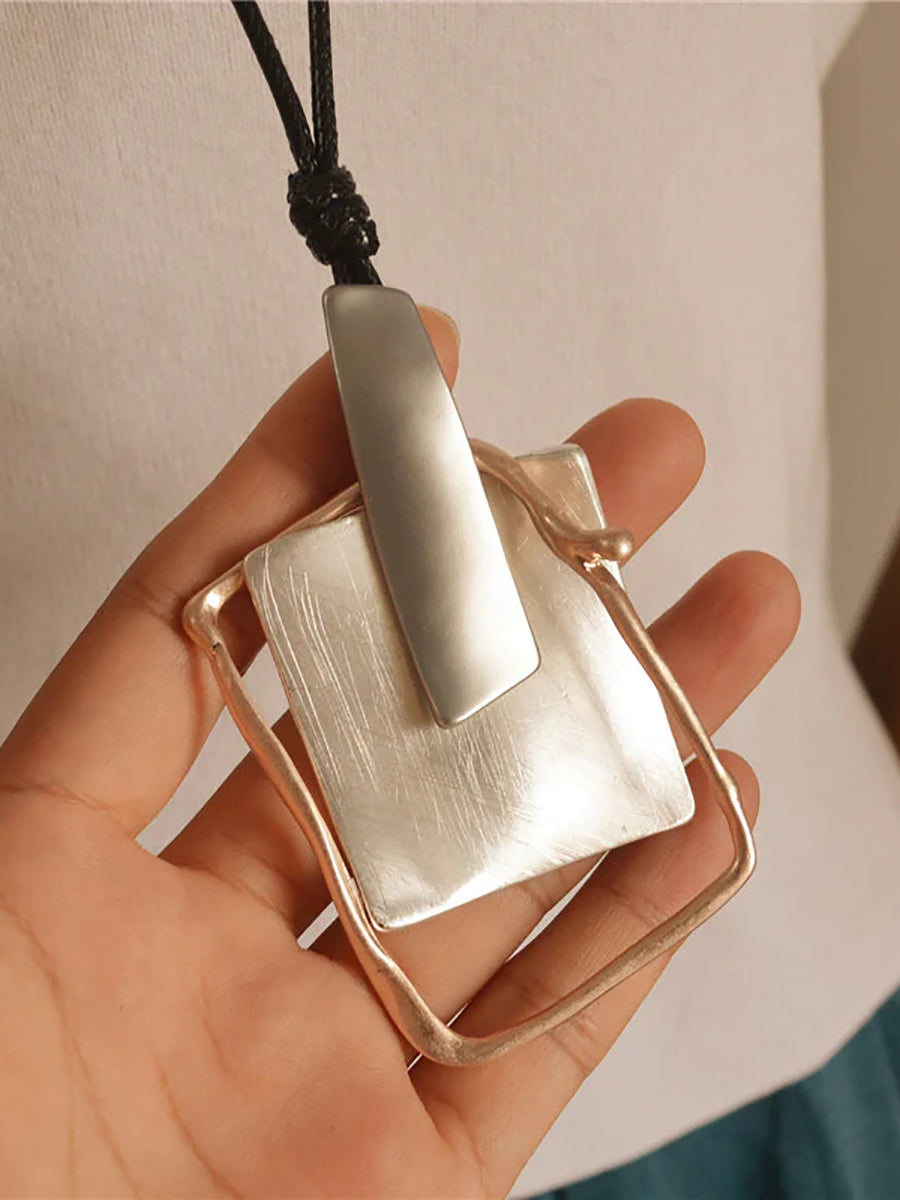 Buykud Simple Casual Geometric Pendant Long Necklace Main image