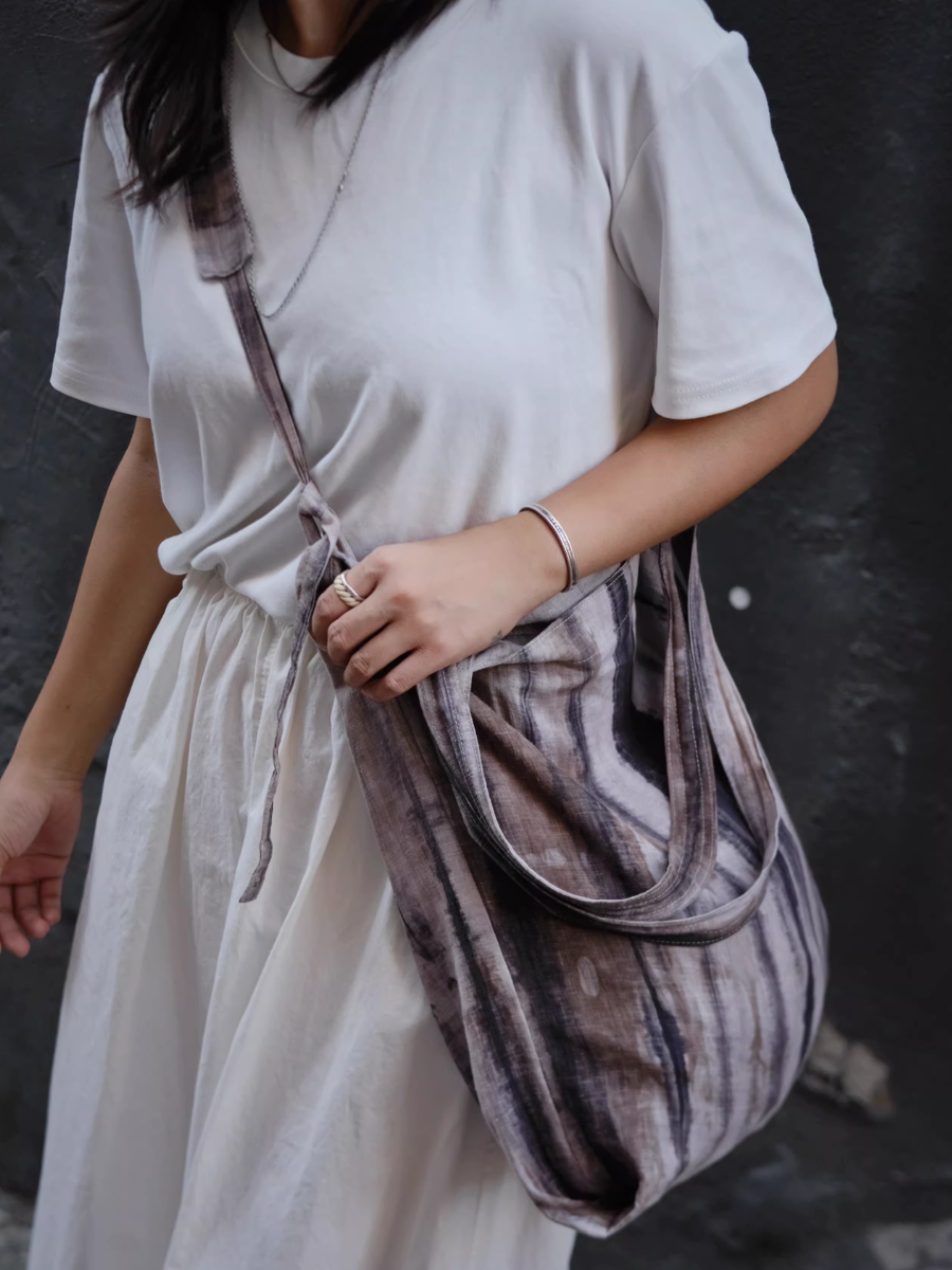 Irregular Tie-dye Lightweight Shoulder Bag