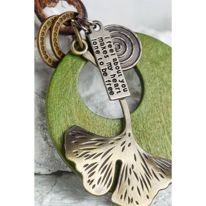 Buykud Ginkgo Leaf Simple Personality Retro Car Keychain Secondary image